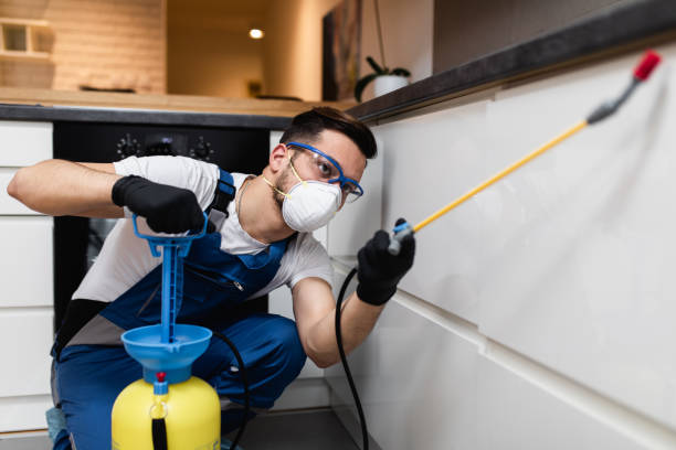 Best Best Pest Control Companies  in Leoti, KS